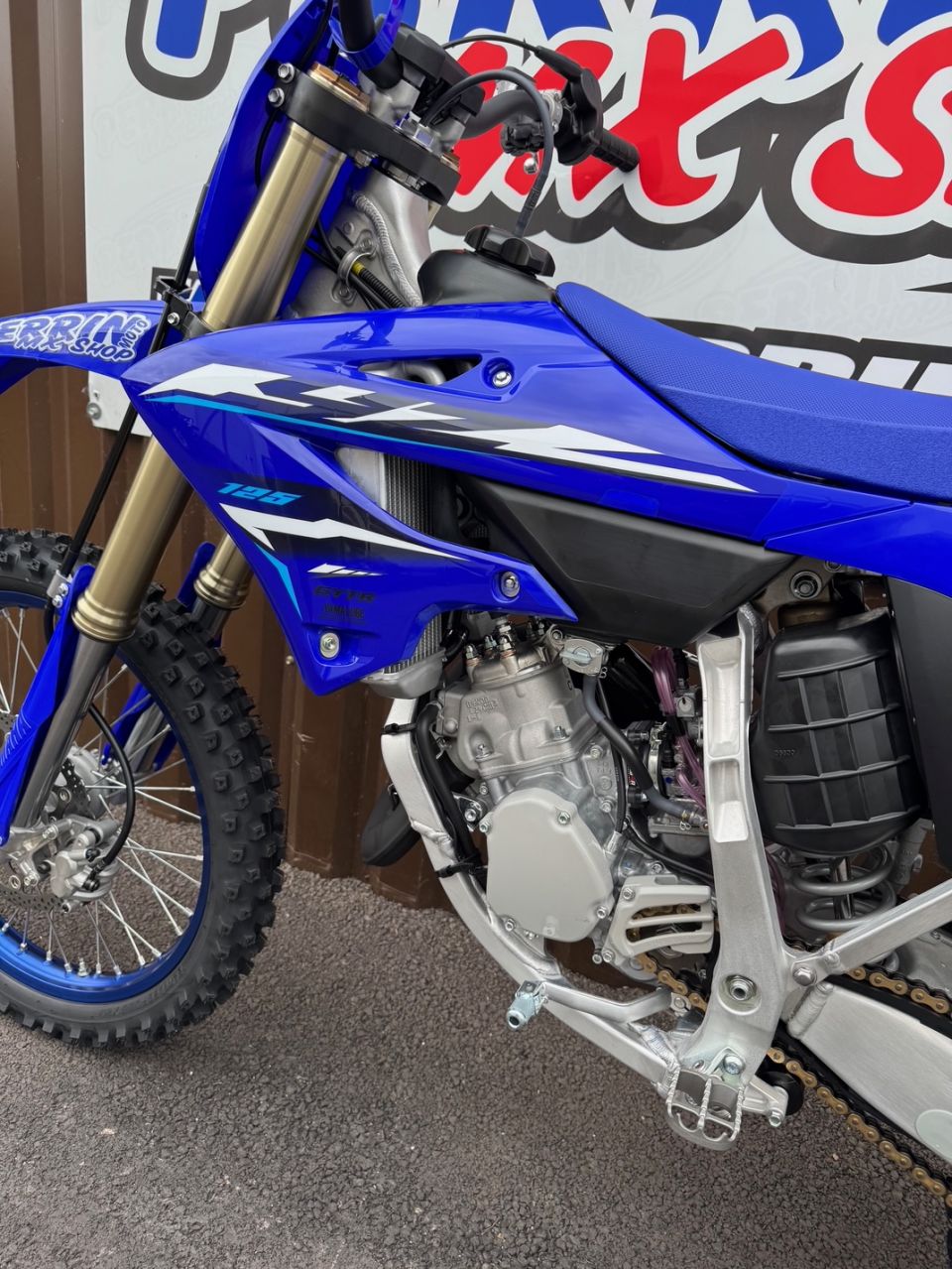 YAMAHA YZ 125 9