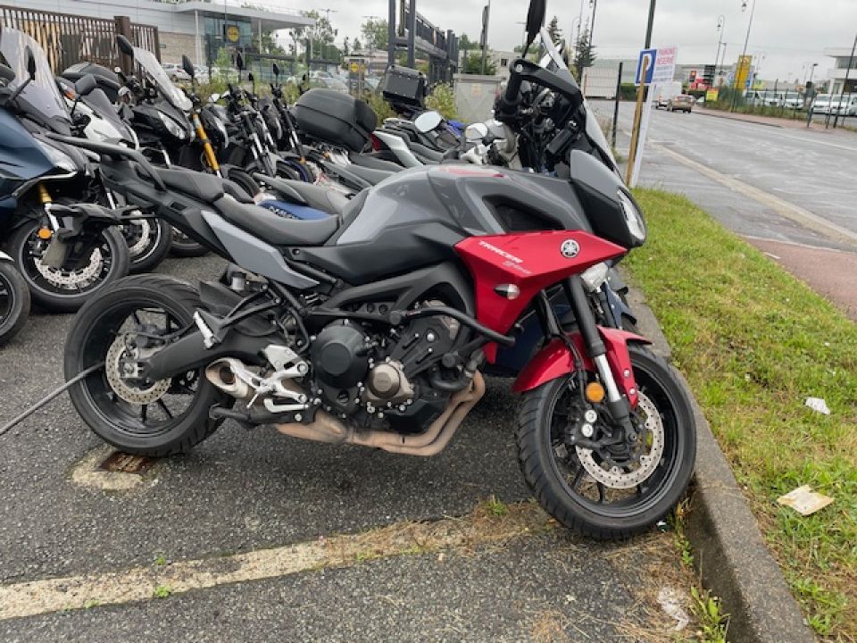 YAMAHA TRACER 900 3