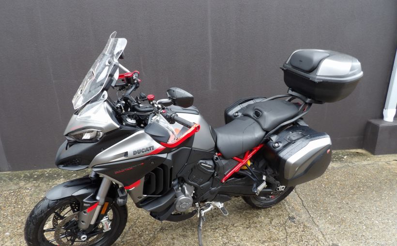 DUCATI MULTISTRADA V4S GRAND TOUR 2