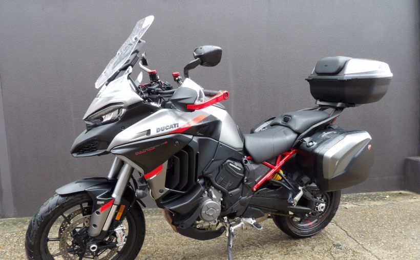 DUCATI MULTISTRADA V4S GRAND TOUR 3