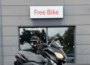 YAMAHA XMAX 125 - 2012