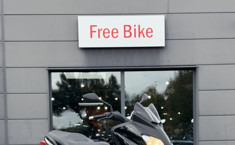 YAMAHA XMAX 125 0