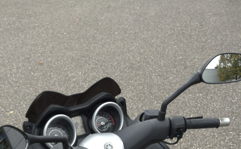 YAMAHA XMAX 125 4