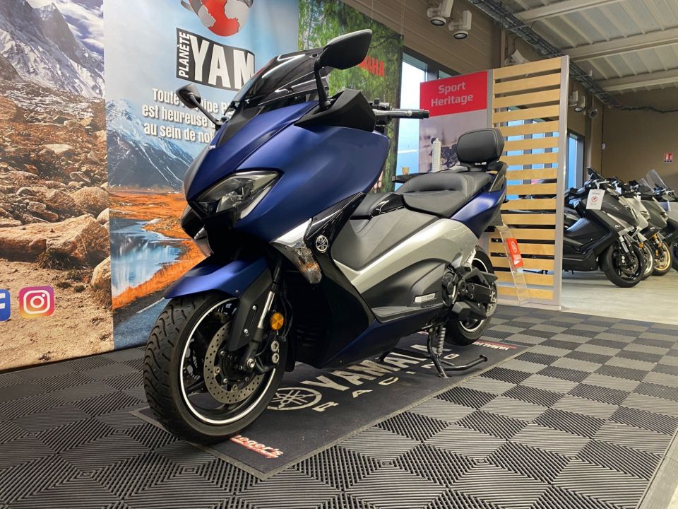 YAMAHA XP T-MAX 530 DX 6