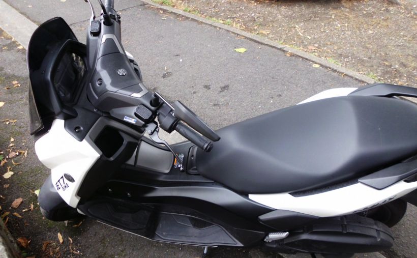 YAMAHA NMAX 125 1