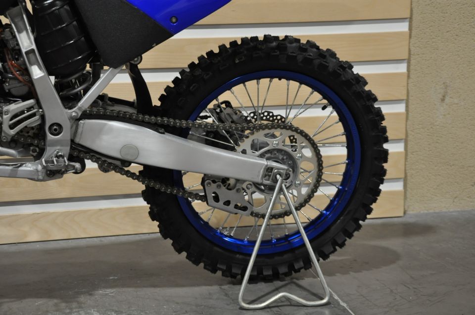 YAMAHA YZ 125 9