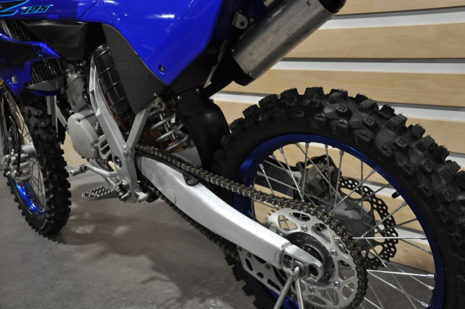 YAMAHA YZ 125 14