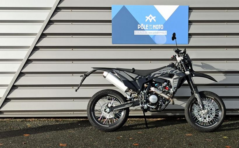 SHERCO 125 4T SM BLACK MOON RS 10