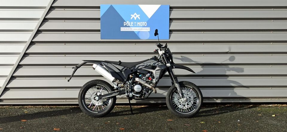 SHERCO 125 4T SM BLACK MOON RS 50