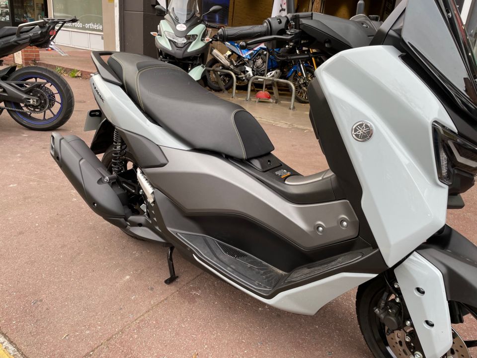 YAMAHA NMAX 125 TECH MAX 1