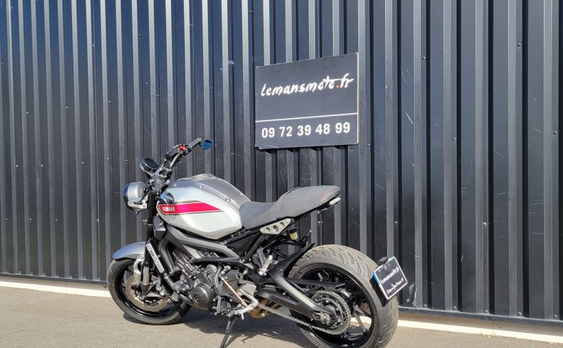 YAMAHA XSR 900 20
