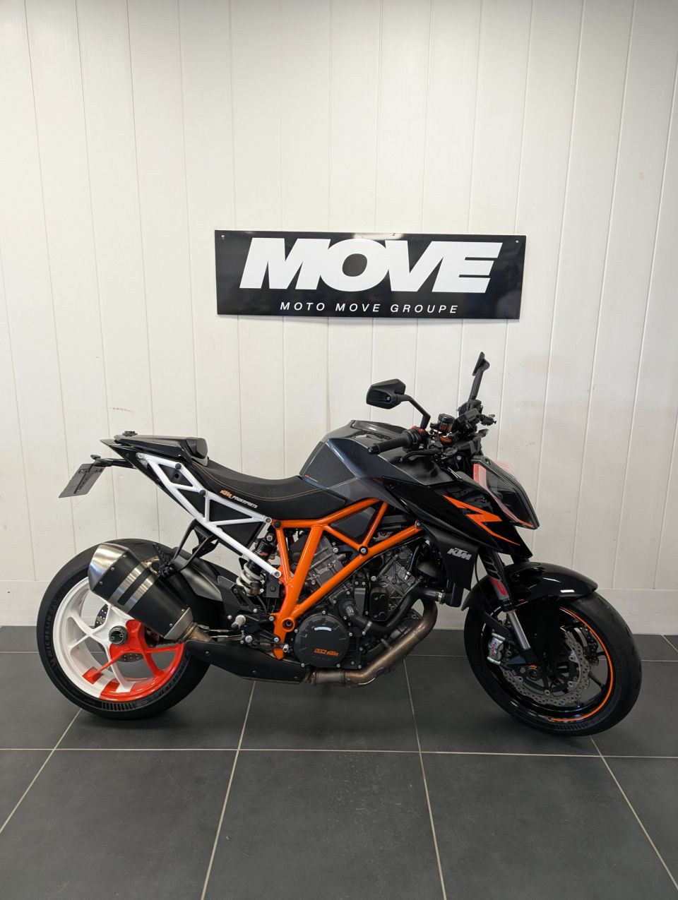KTM 1290 SUPER DUKE R 0