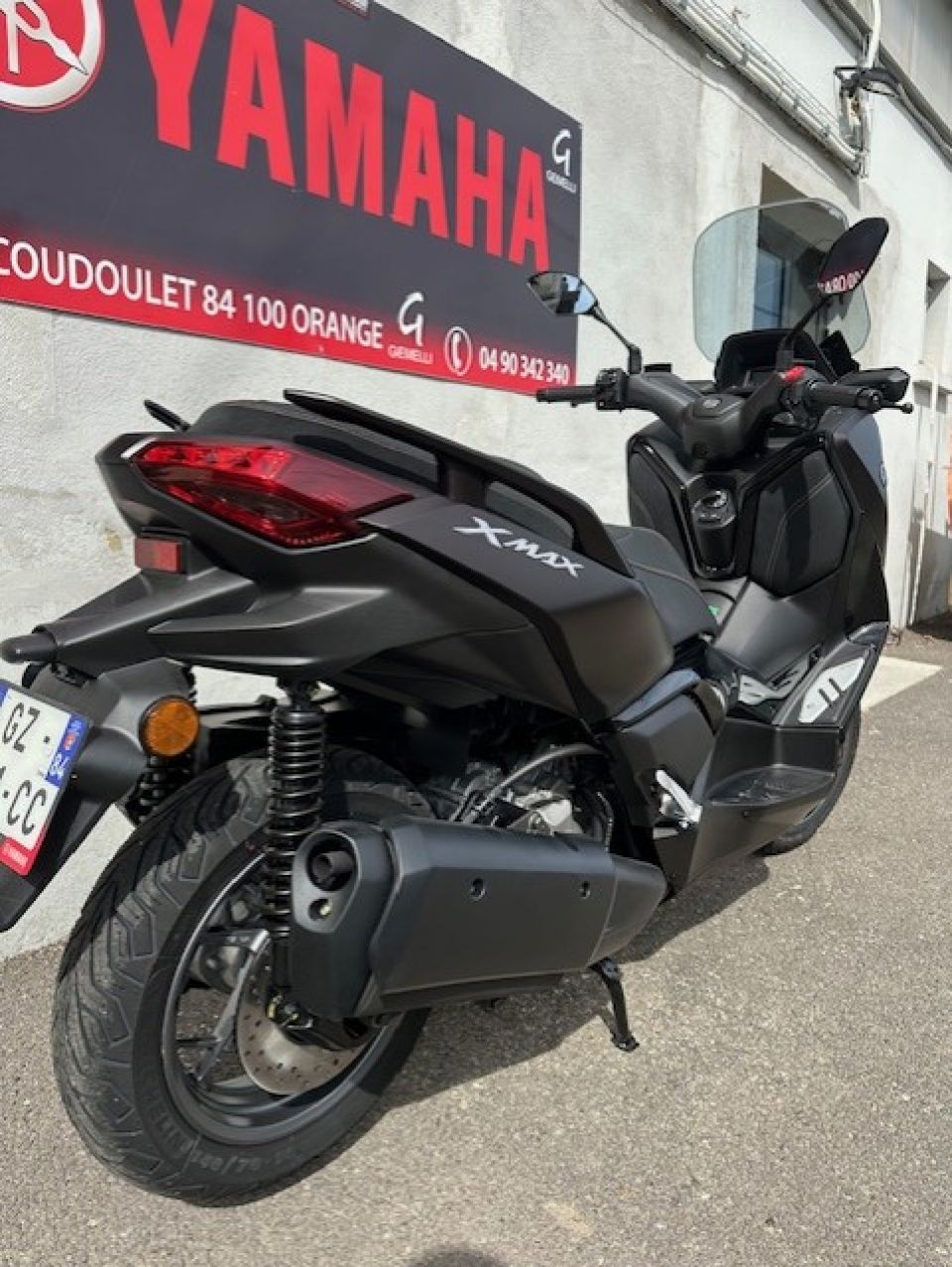 YAMAHA XMAX 300 Tech Max 2