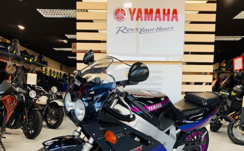 YAMAHA FZR 600 7000Km ETAT EXCEPTIONNEL ! 3