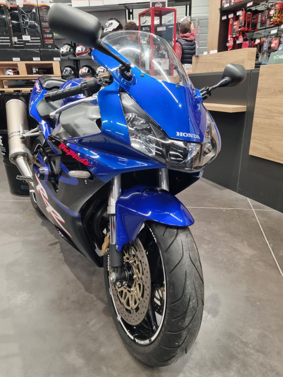 HONDA CBR 954 1