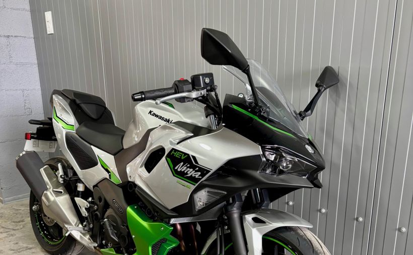 KAWASAKI Ninja 7 Hybrid 1