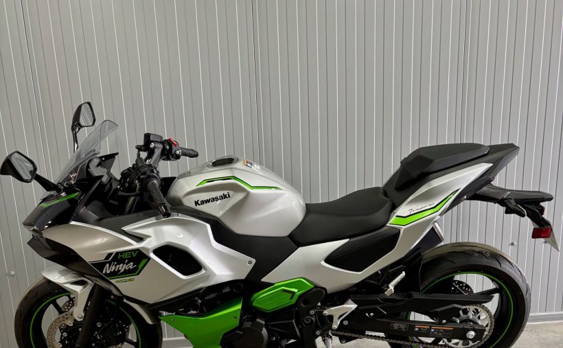KAWASAKI Ninja 7 Hybrid 3