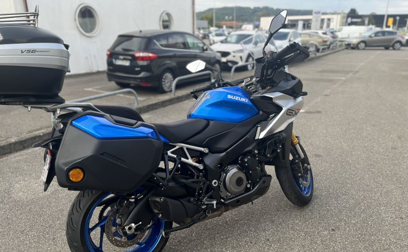 SUZUKI GSXS-1000GX 3
