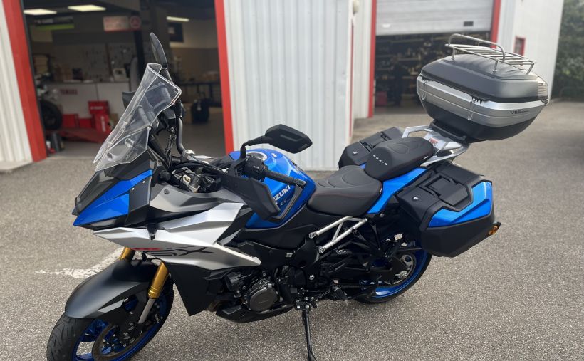 SUZUKI GSXS-1000GX 6