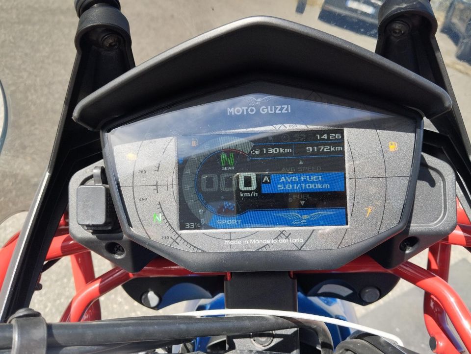 MOTO GUZZI V85 TT 850 20