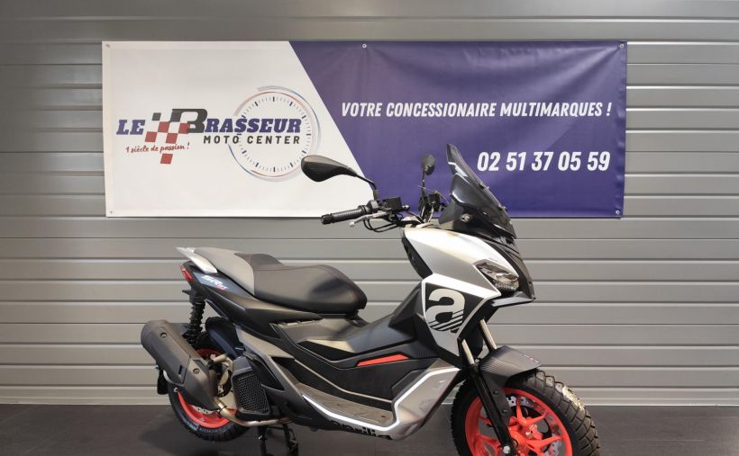 APRILIA SR-GT SPORT 125 3
