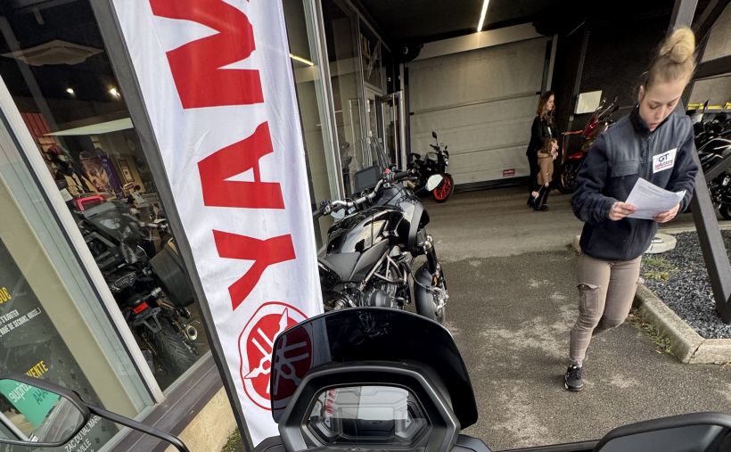 YAMAHA NMAX 125 2