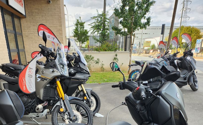 YAMAHA XMAX 125 2