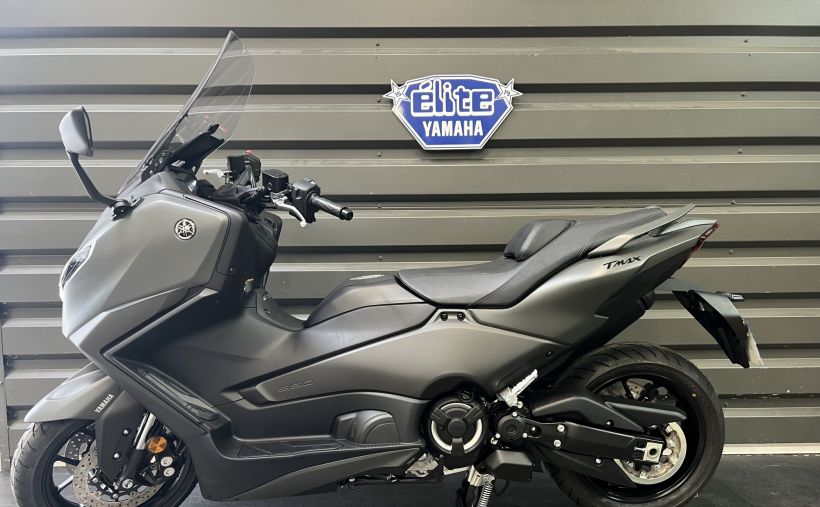 YAMAHA XP T-MAX 560 2