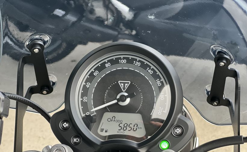 TRIUMPH BONNEVILLE SPEEDMASTER 1200 7