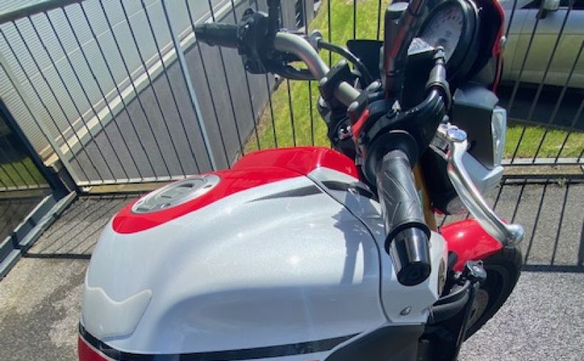 YAMAHA FZ8 N SPR 3