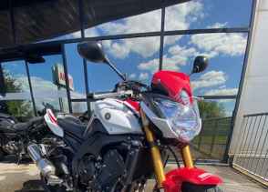 YAMAHA FZ8 N SPR - 2012