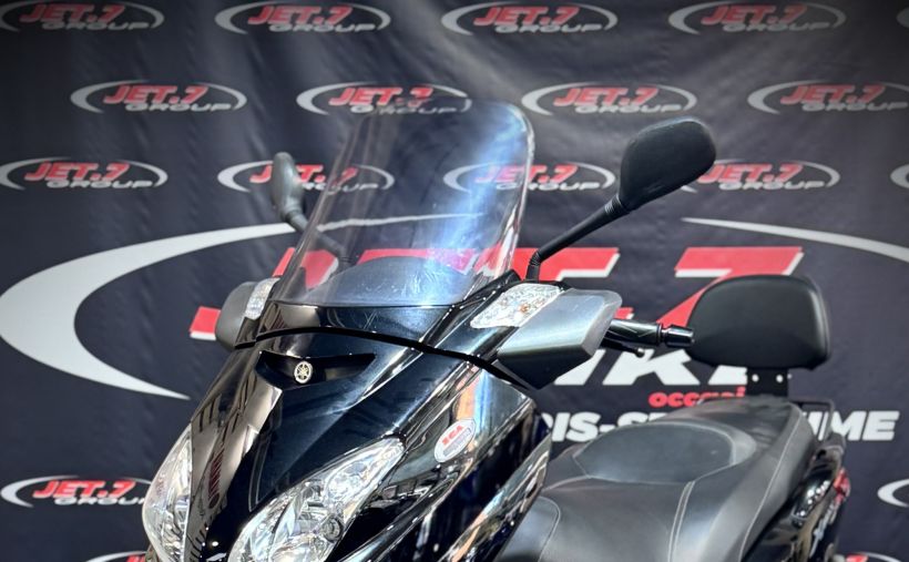 YAMAHA X-MAX 250 2