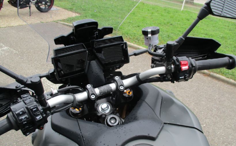 YAMAHA TRACER 9 GT 12