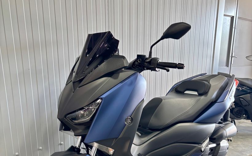 YAMAHA XMAX 125 12