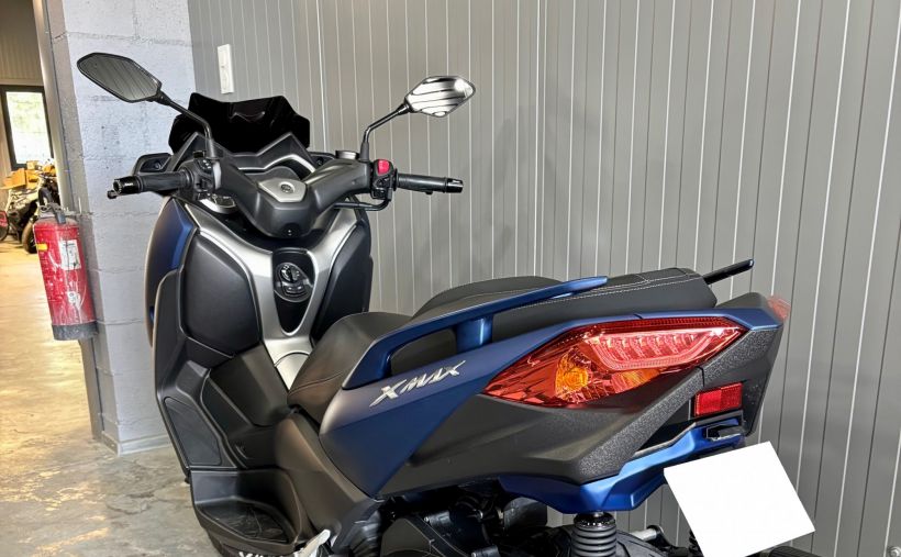 YAMAHA XMAX 125 15