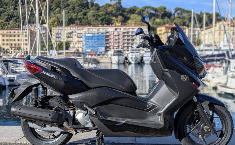 YAMAHA X-MAX 125 1