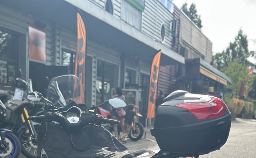 YAMAHA X-MAX 125 IRON MAX 3