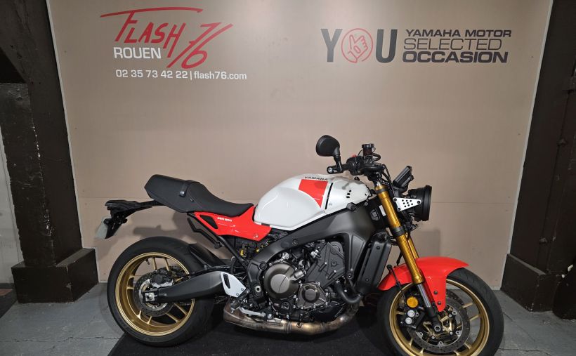 YAMAHA XSR 900 0