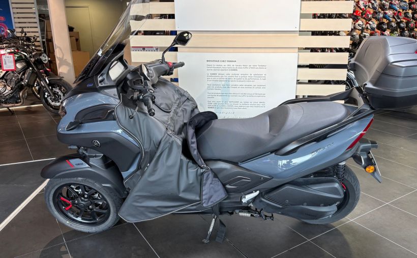YAMAHA TRICITY 300 3
