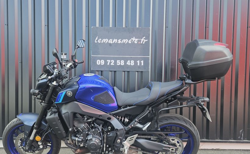 YAMAHA MT-09 5