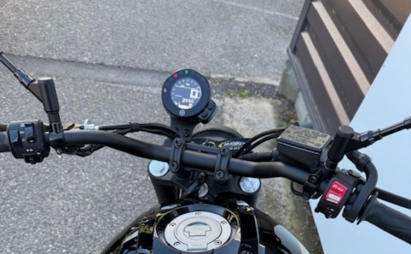 YAMAHA XSR 700 8