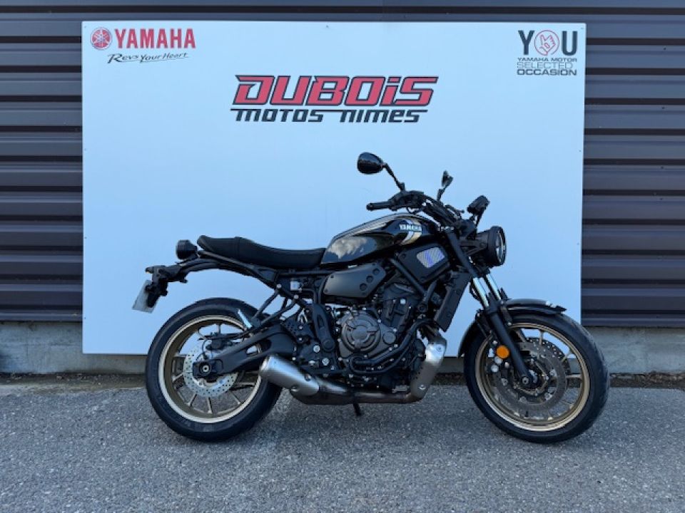 YAMAHA XSR 700 0