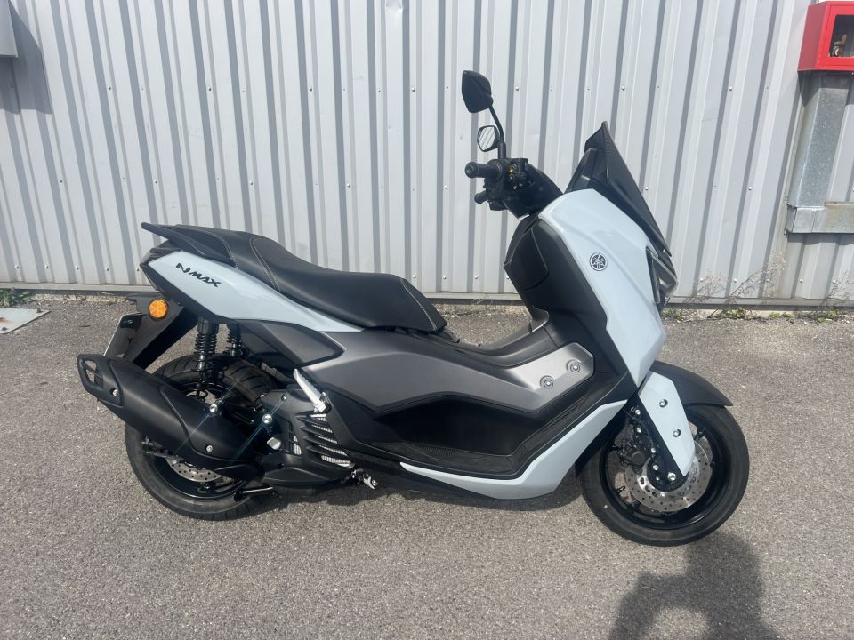 YAMAHA NMAX 125 TECH MAX 0