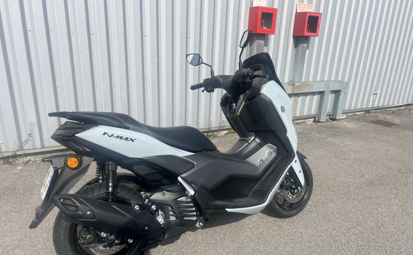 YAMAHA NMAX 125 TECH MAX 12