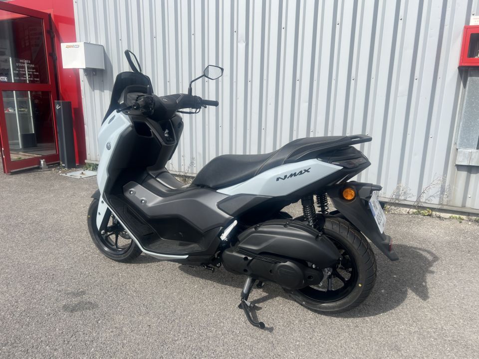 YAMAHA NMAX 125 TECH MAX 20