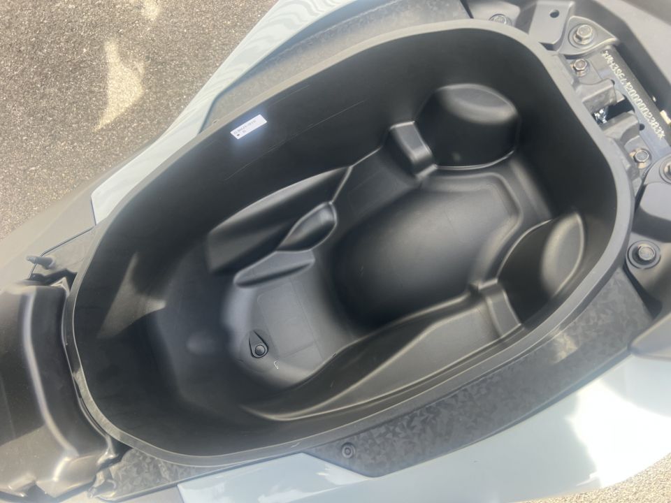 YAMAHA NMAX 125 TECH MAX 24