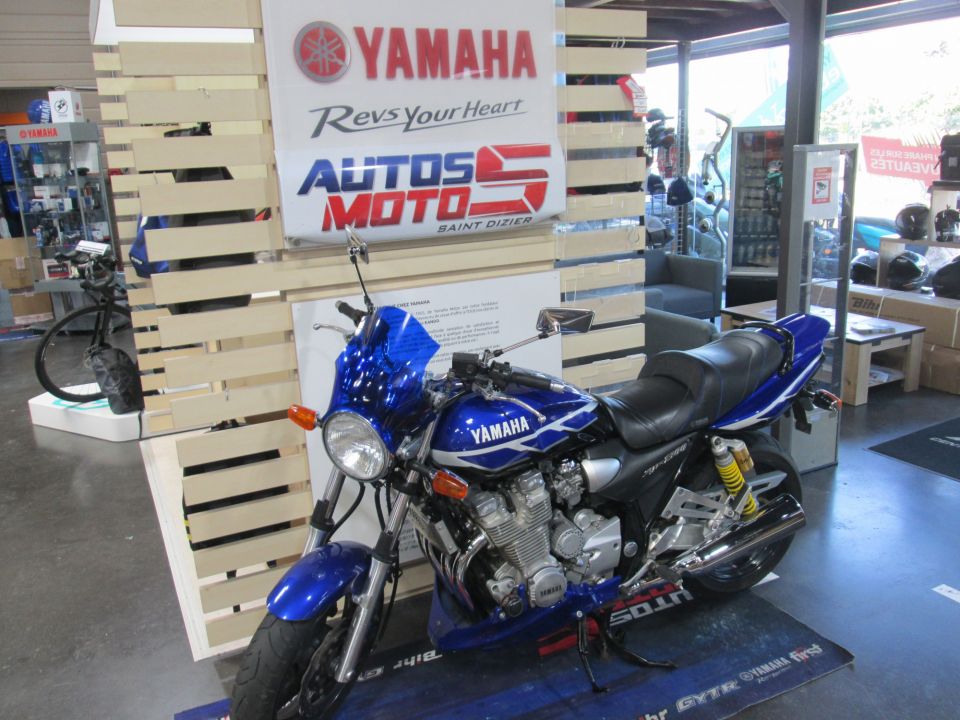 YAMAHA 1300 XJR SP 2