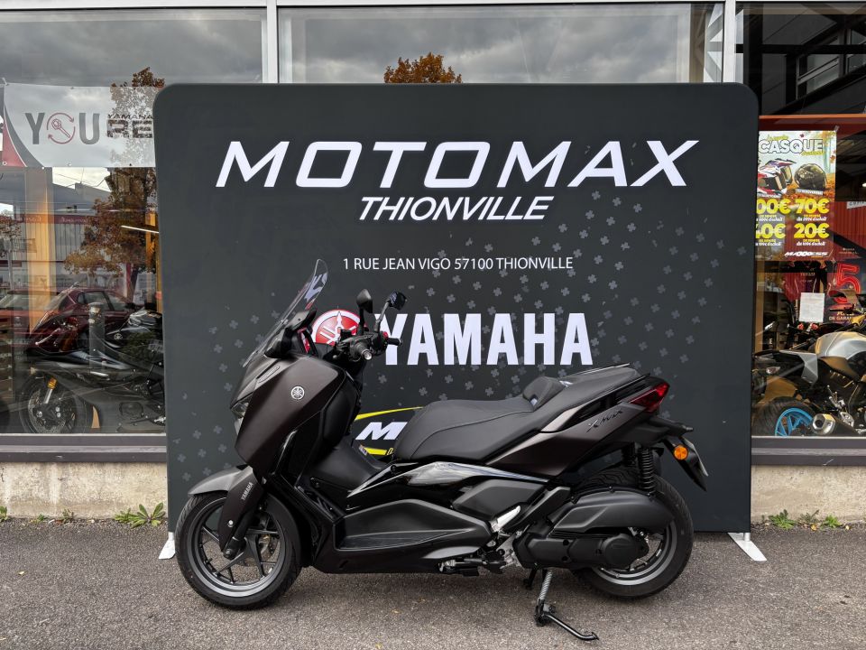 YAMAHA XMAX 125 TECH MAX + 1