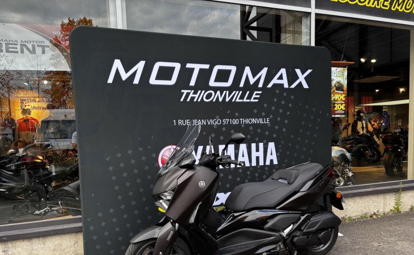 YAMAHA XMAX 125 TECH MAX + 3