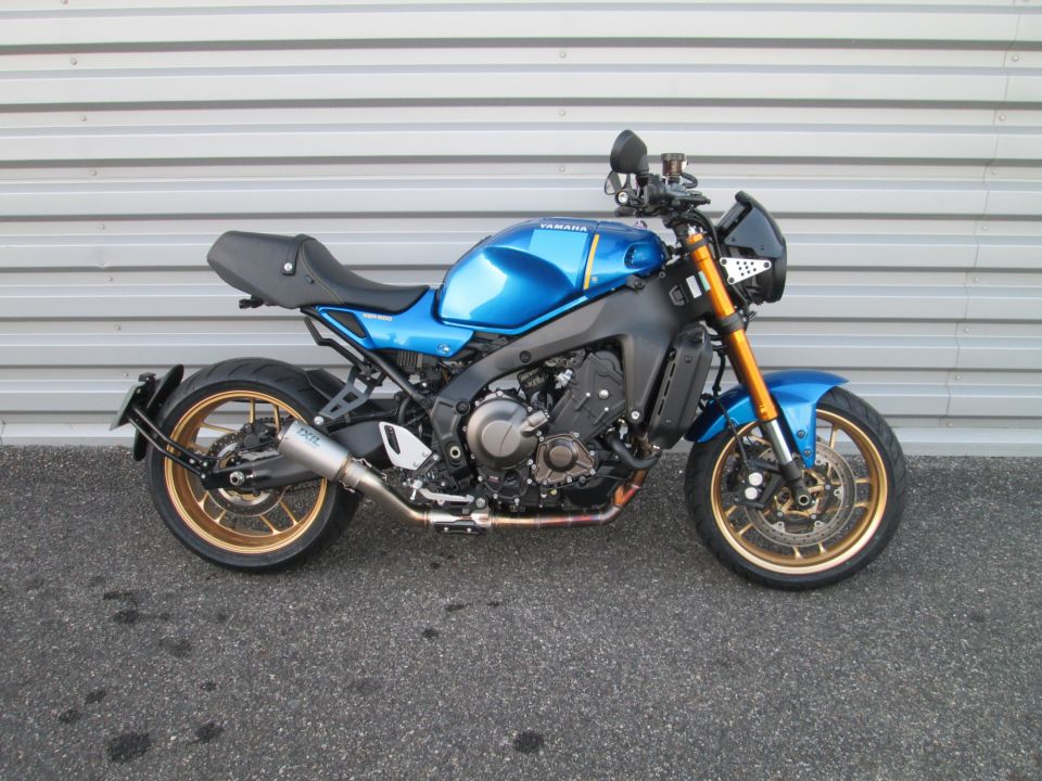 YAMAHA XSR 900 ABS 8